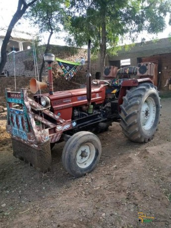 fiet-tractor-big-0
